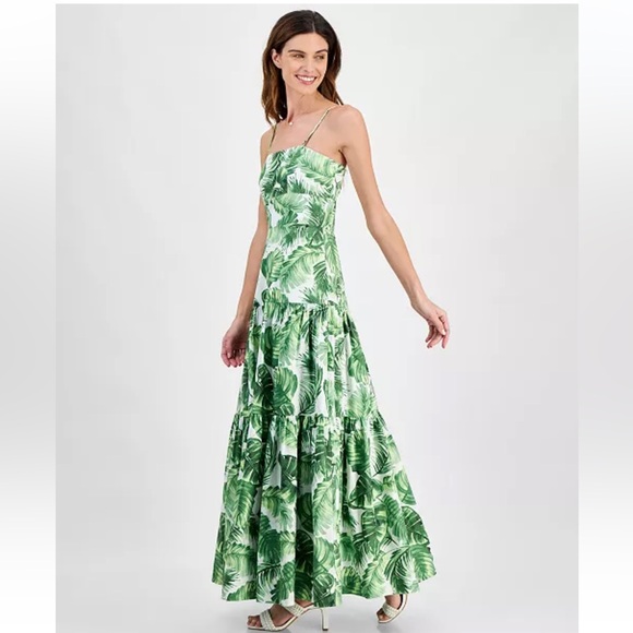 TAYLOR Women's Printed Tiered Maxi Dress - Picture 3 of 10